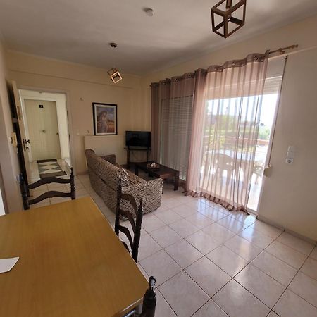 Ostria Seaside Apartments Patras Dış mekan fotoğraf