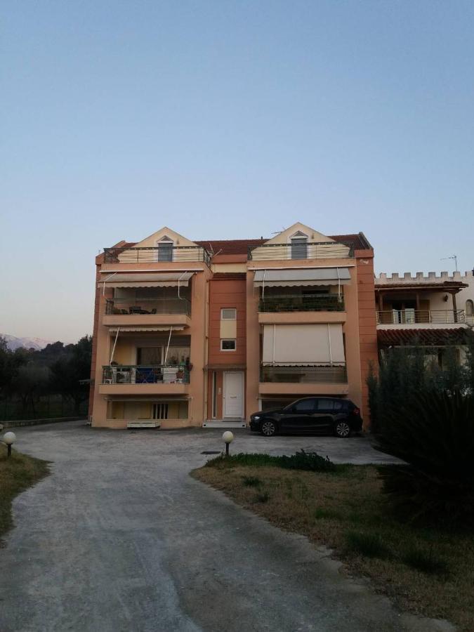 Ostria Seaside Apartments Patras Dış mekan fotoğraf